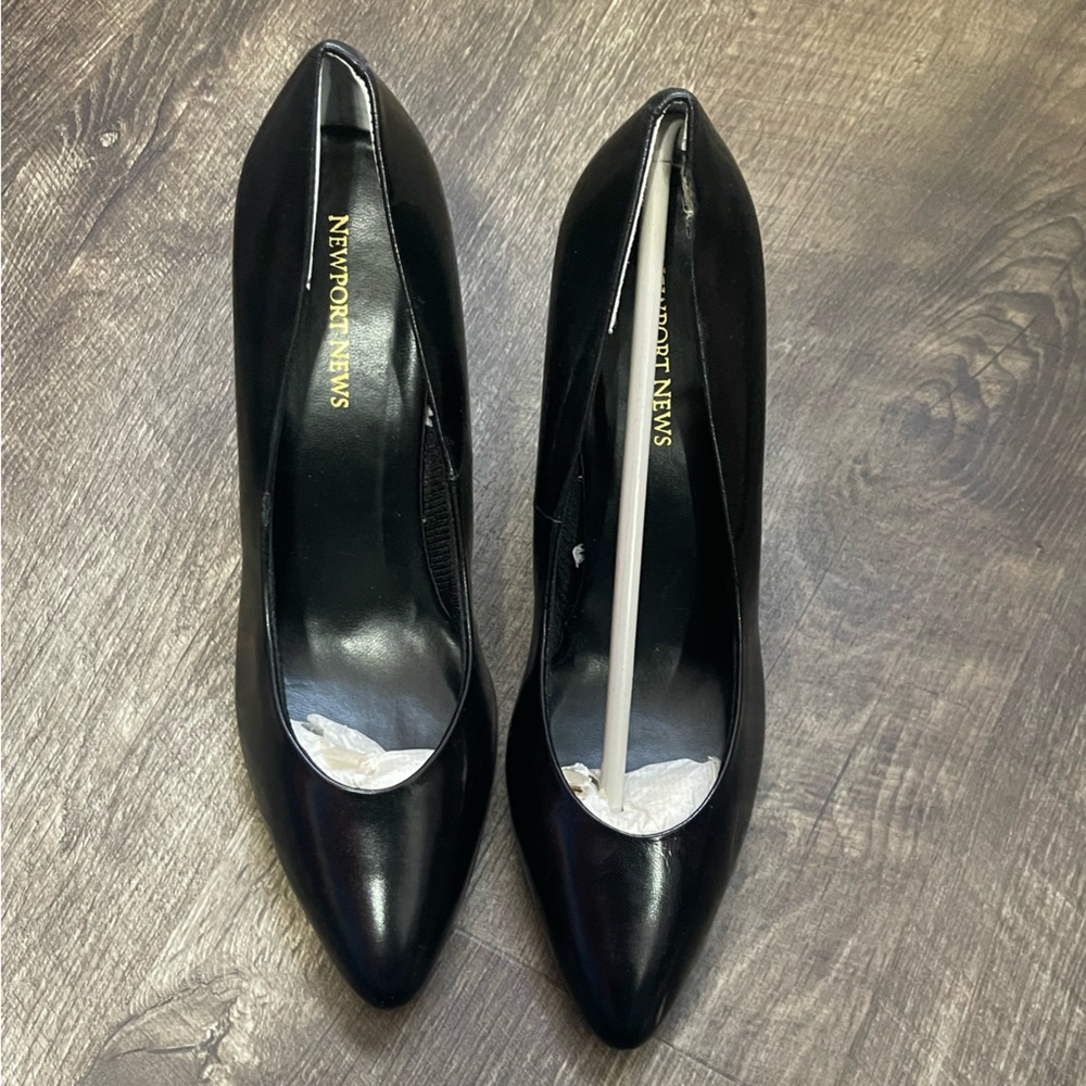 Black NewPort News Heels